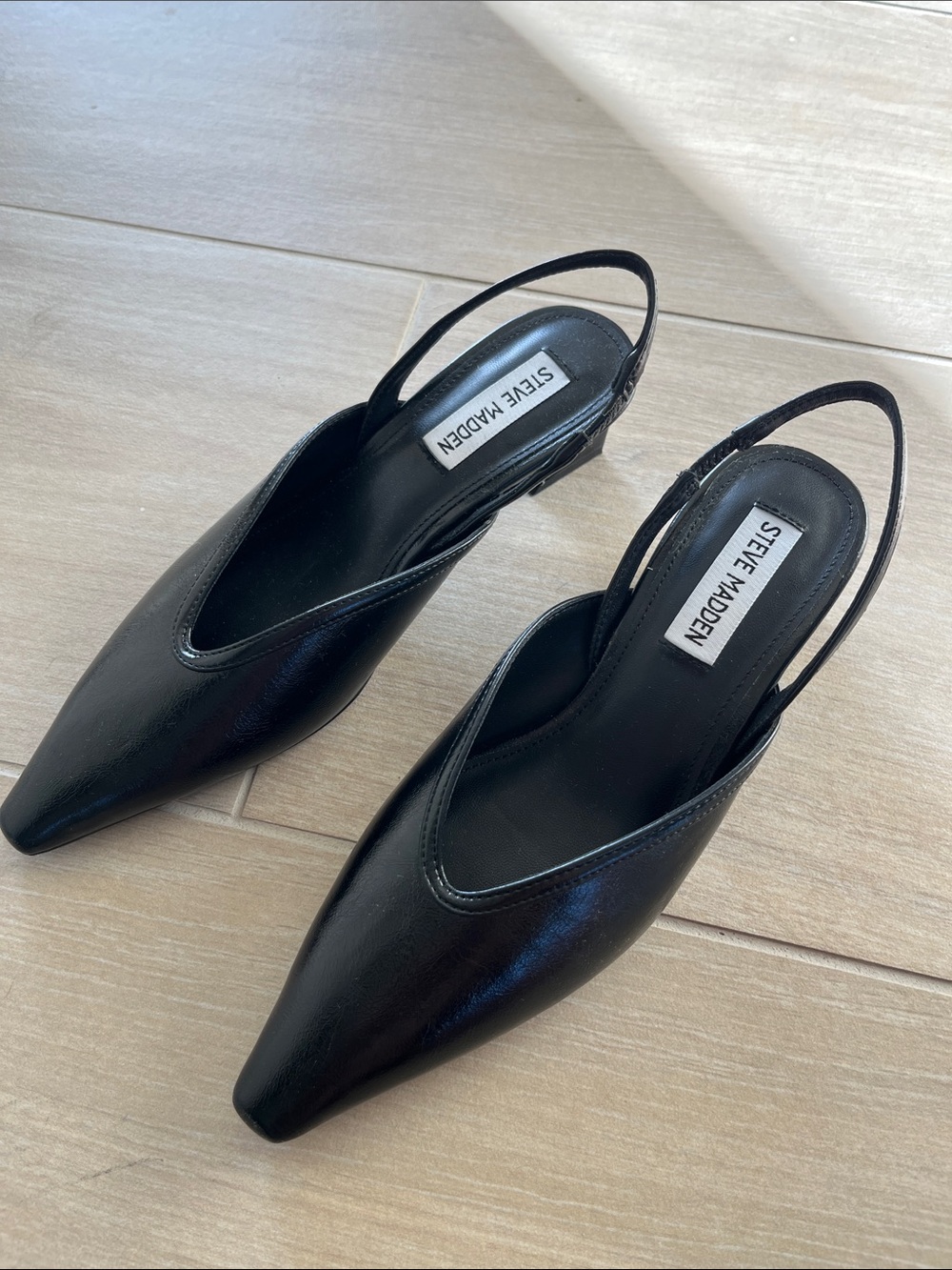 Steve Madden Black Pointed Slingback Mules